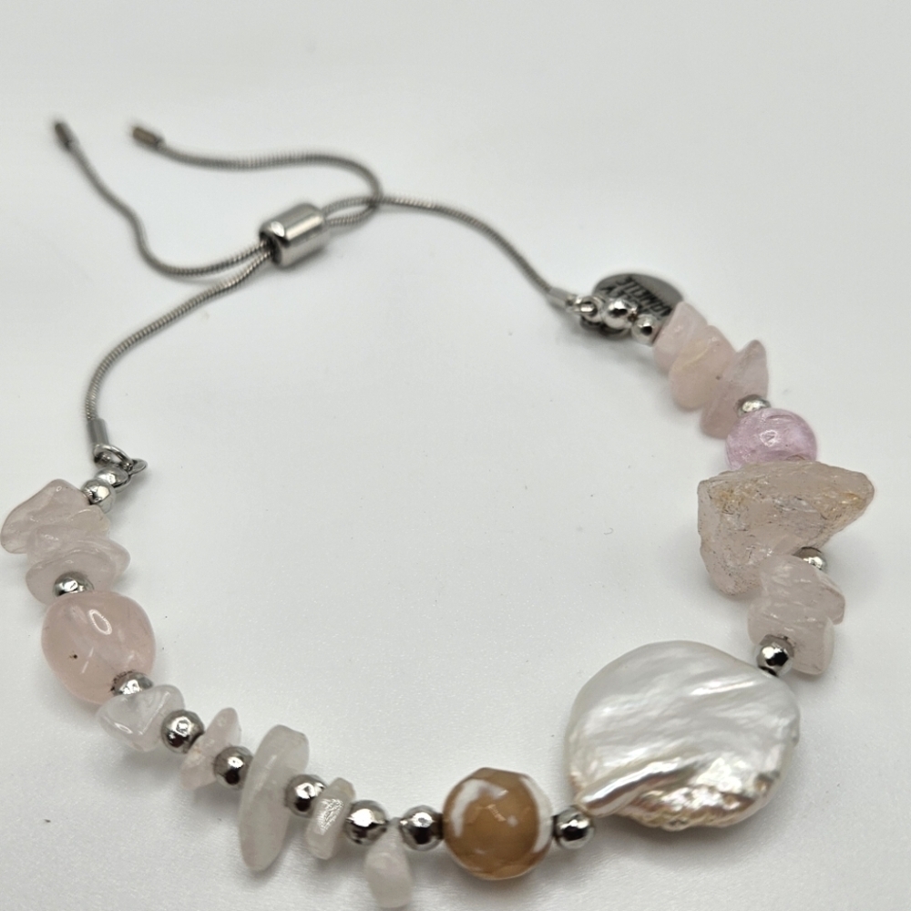Kinsley Armelle Pink Quartz Mother of Pearl Beaded Adjustable Bracelet